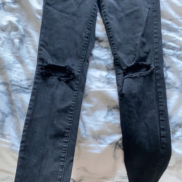 garage black jeans with knee rips - Picture 3 of 3